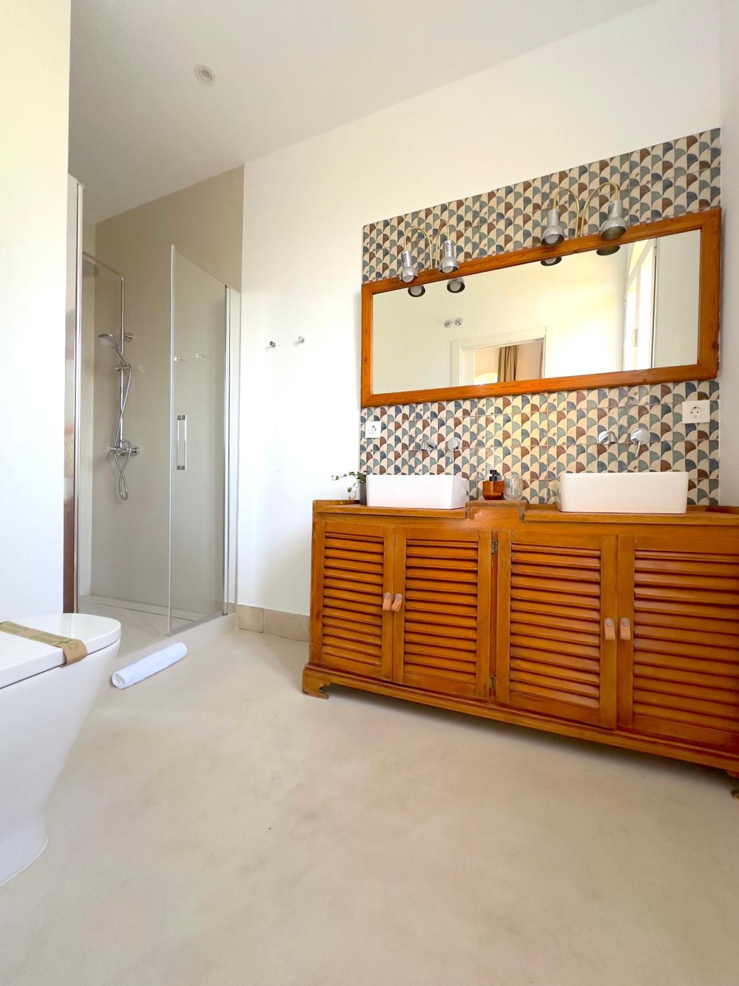 Clavero Two Premium